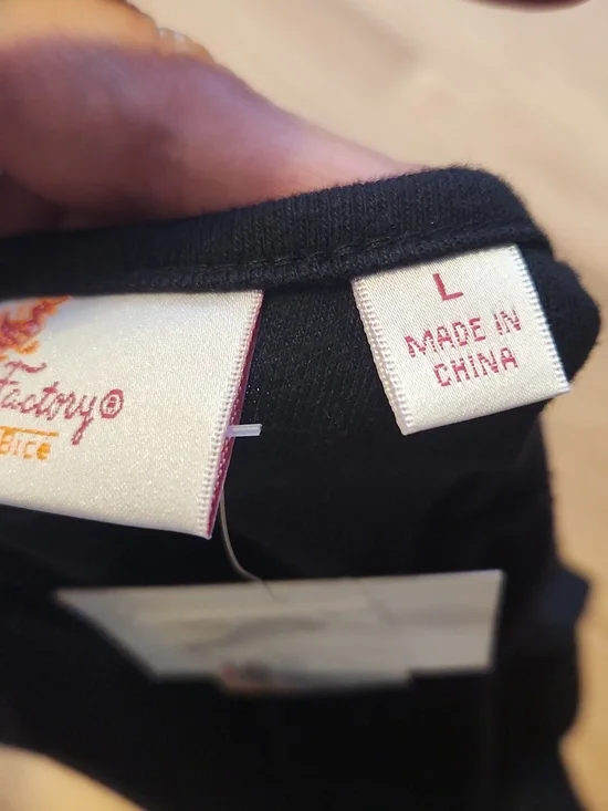 Quacker Factory By Jeanne Bicea Black Tee with Pink Sequin Flamingo Size L - Picture 8 of 15